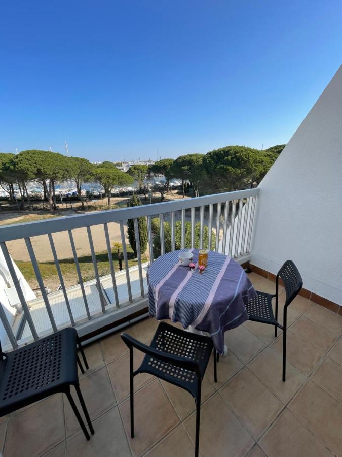 Studio vue port à 500m de la plage Le Grau-du-Roi Exterior foto