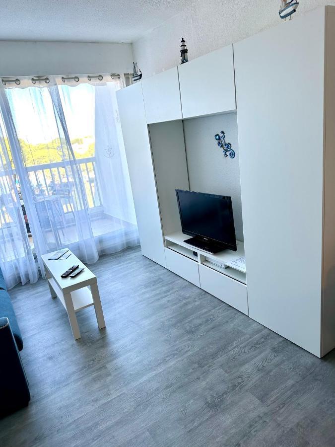 Studio vue port à 500m de la plage Le Grau-du-Roi Exterior foto